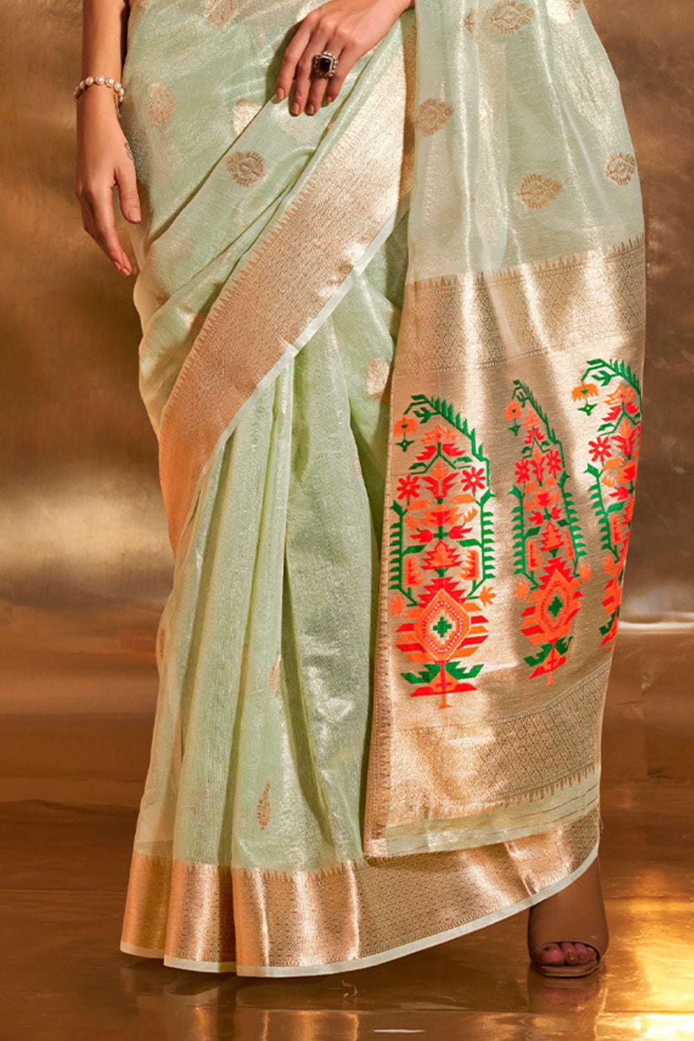 Leevah Ethnic